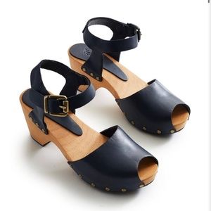Blue clogs